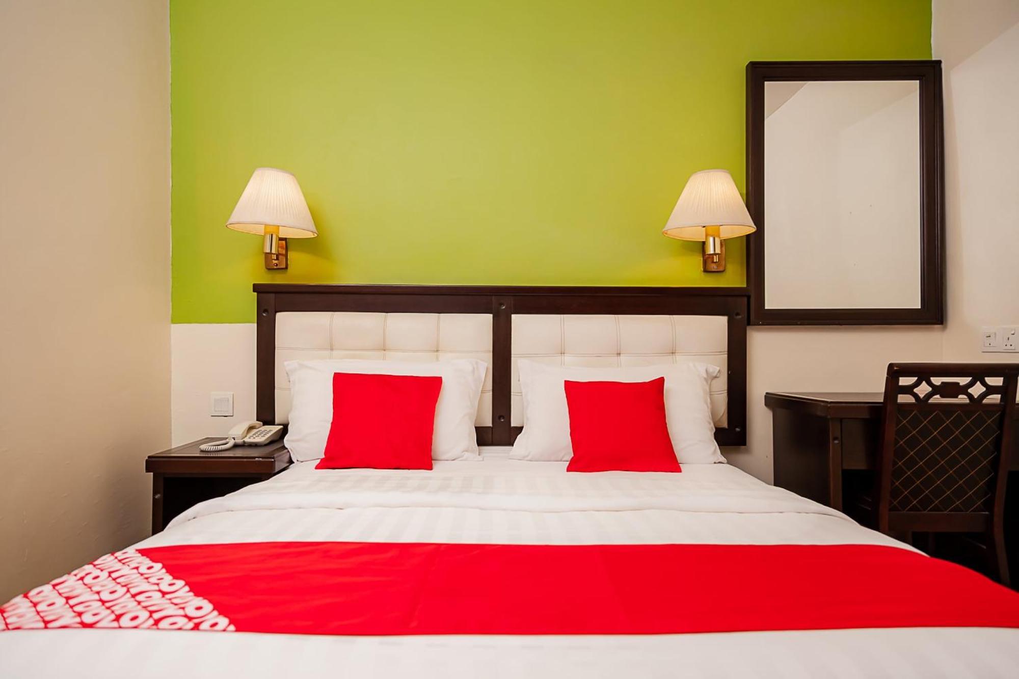 Super Oyo 90055 Mansion Inn Sibu Εξωτερικό φωτογραφία