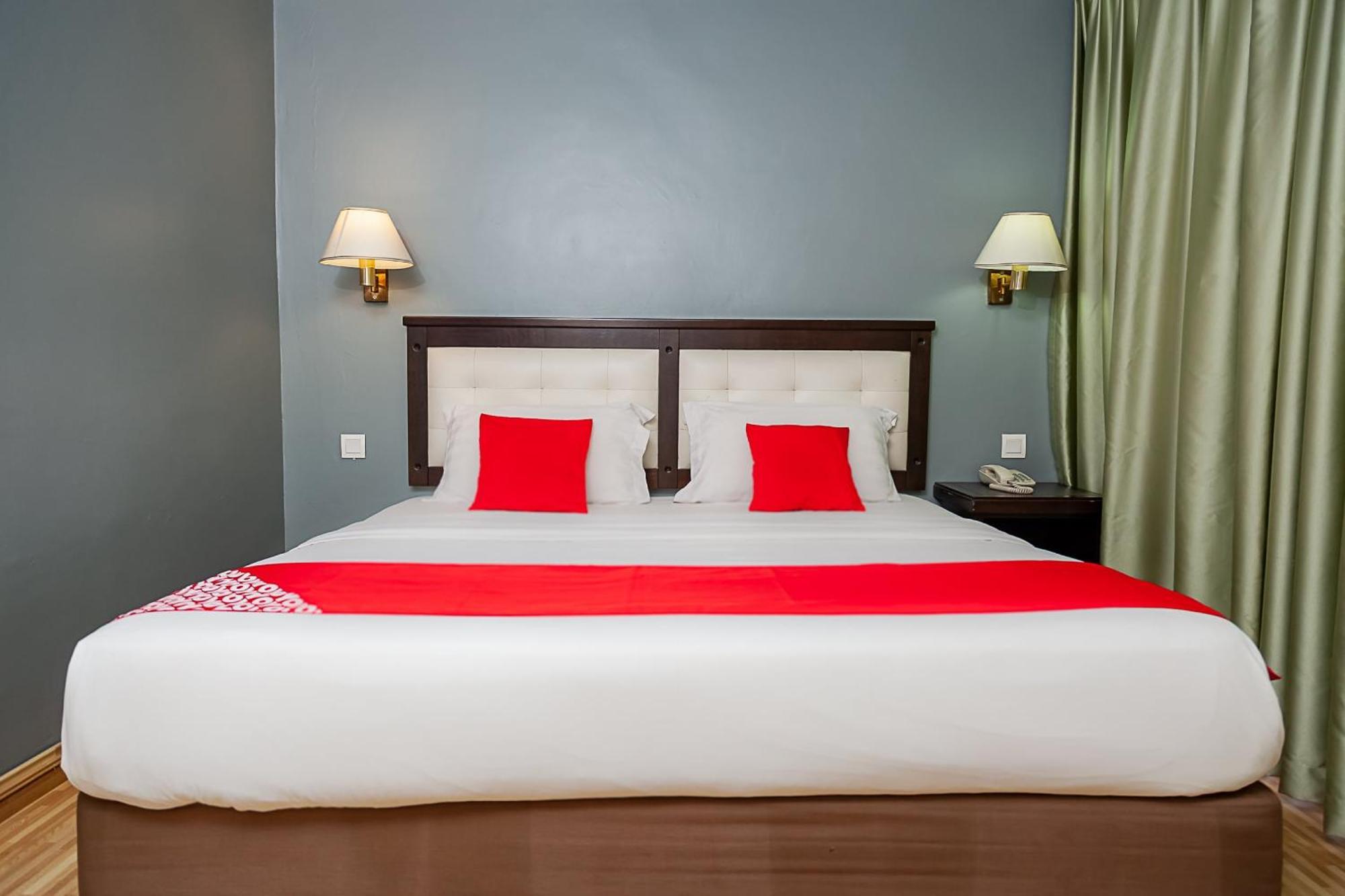 Super Oyo 90055 Mansion Inn Sibu Εξωτερικό φωτογραφία