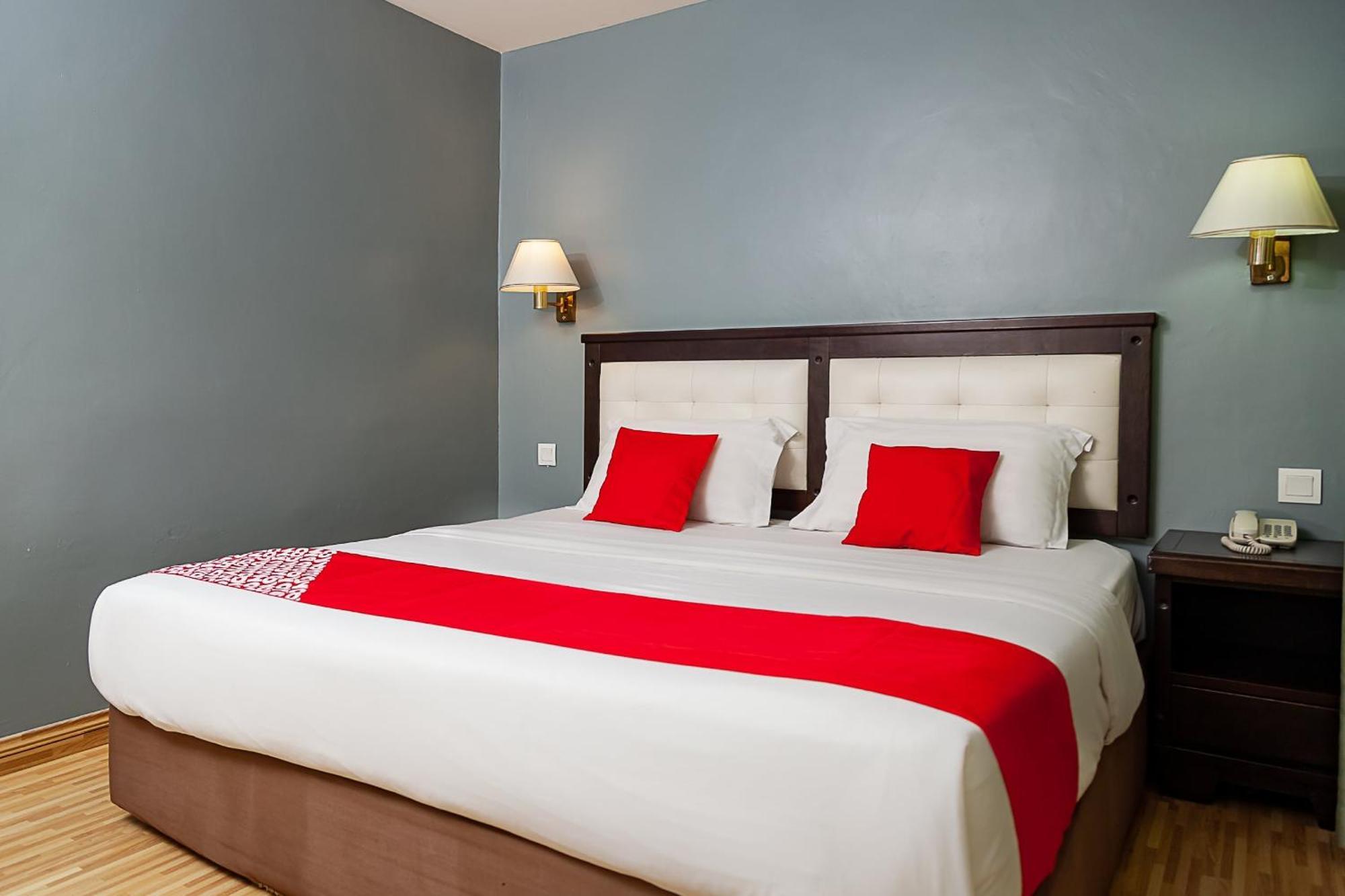 Super Oyo 90055 Mansion Inn Sibu Εξωτερικό φωτογραφία