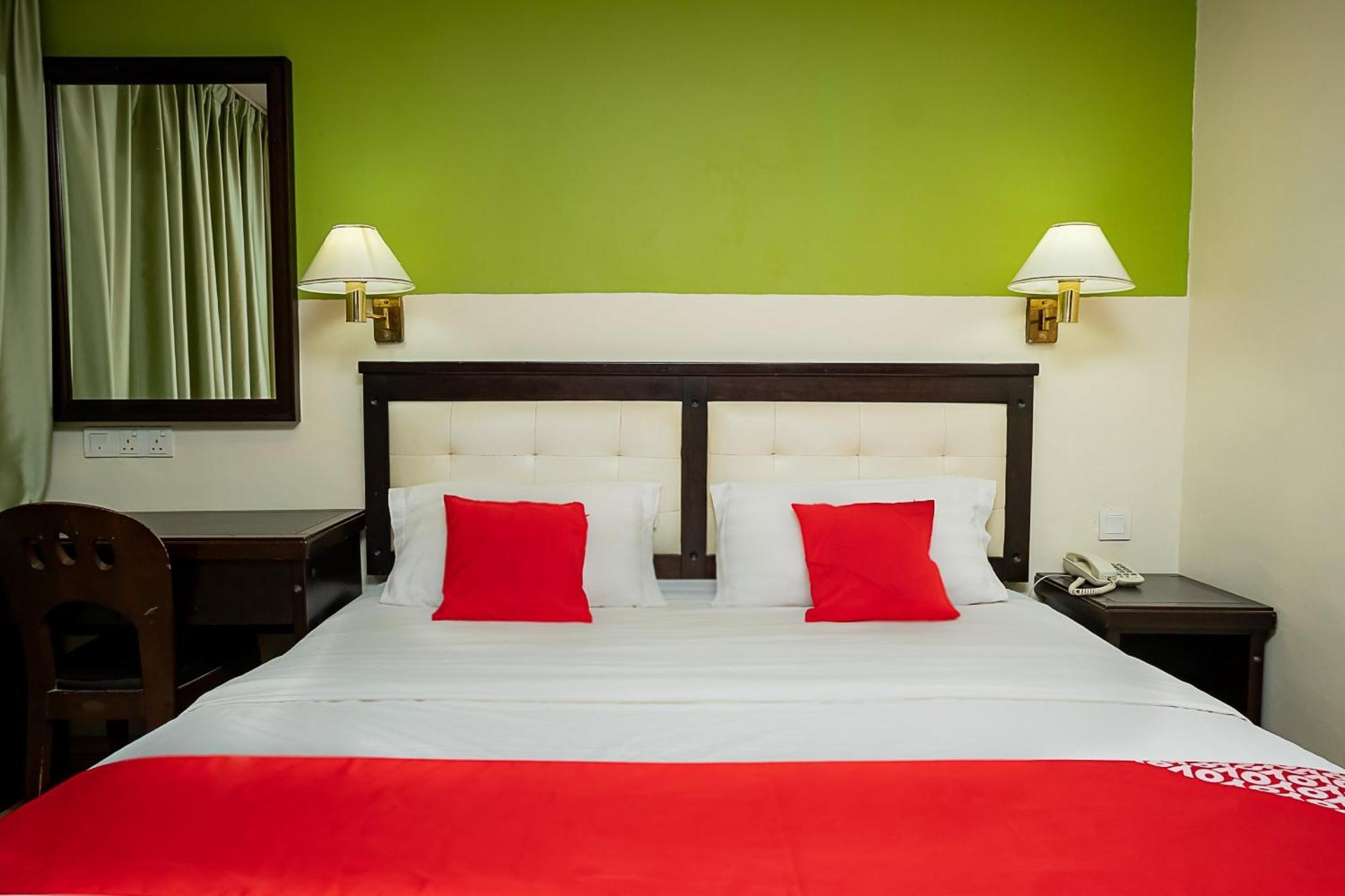 Super Oyo 90055 Mansion Inn Sibu Εξωτερικό φωτογραφία